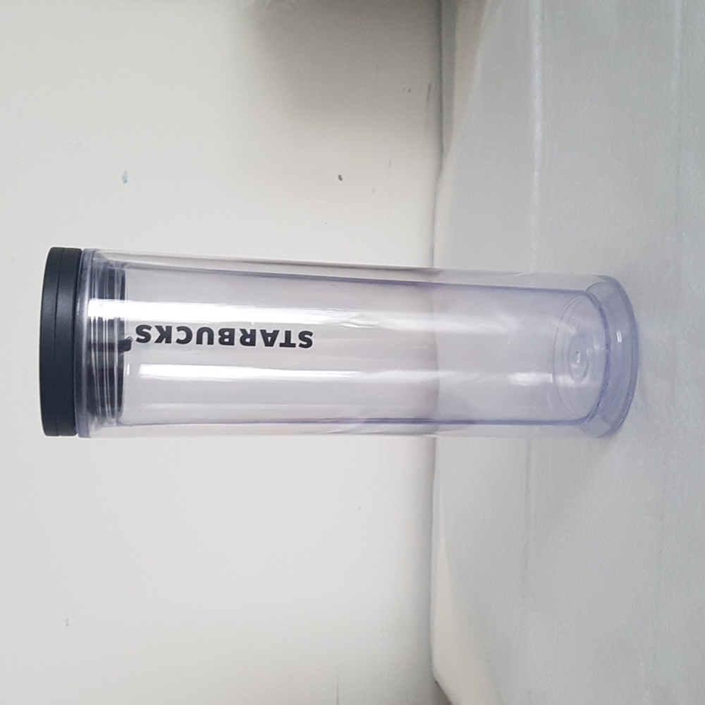 Starbucks 2016 Plastic Double Walled Cold Grande Tumbler Black Lid 16oz 473ml